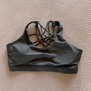 VEUC Black CVG Sports Bra - Size Large